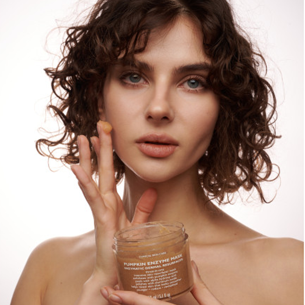 Peter Thomas Roth Pumpkin Enzyme Mask 150ml - Ензимна маска для обличчя - фото №3 Peter Thomas Roth Pumpkin Enzyme Mask 150ml - Ензимна маска для обличчя - фото №3